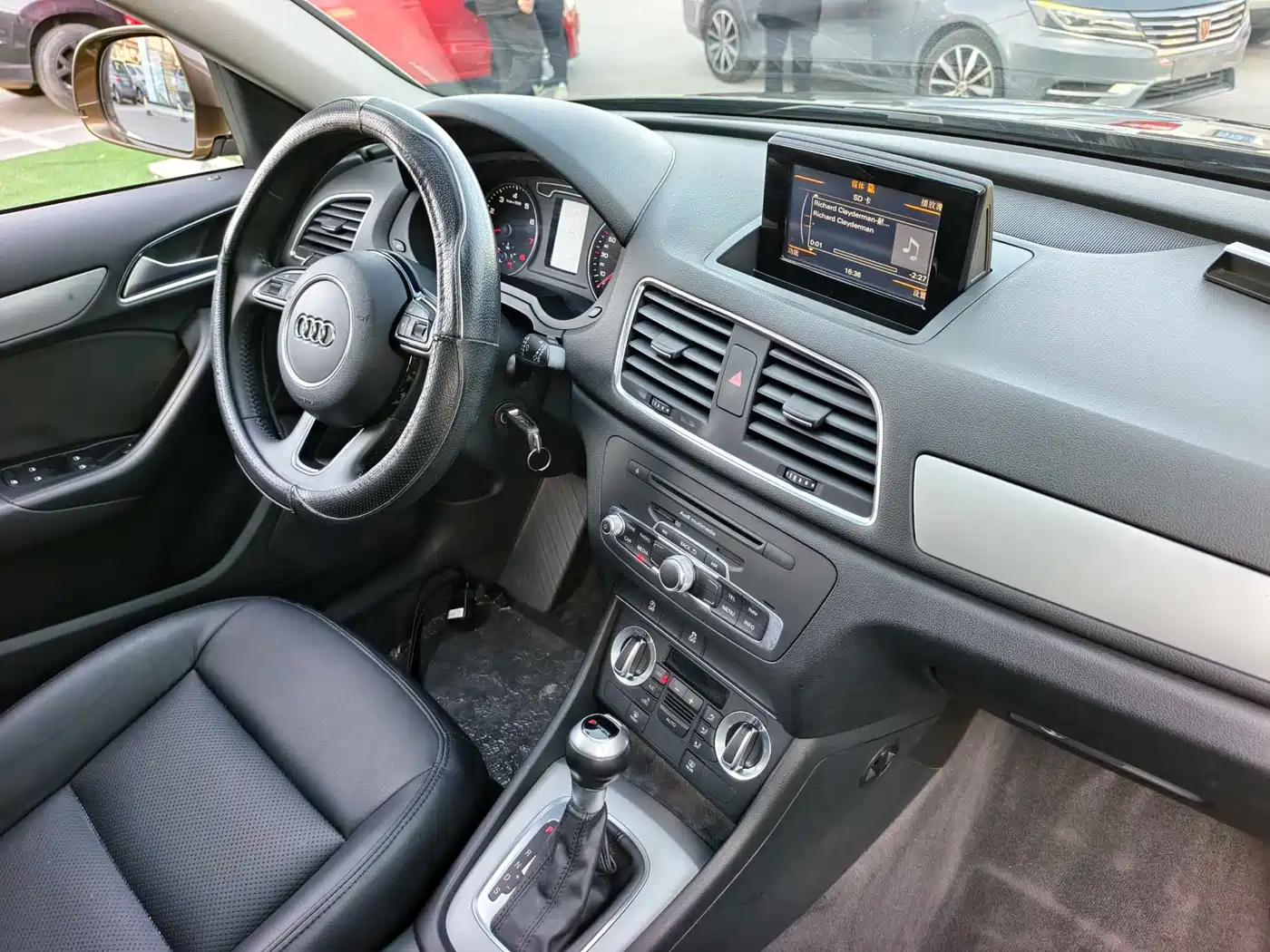 Audi Q3 2015 30 TFSI Progressive фото 17