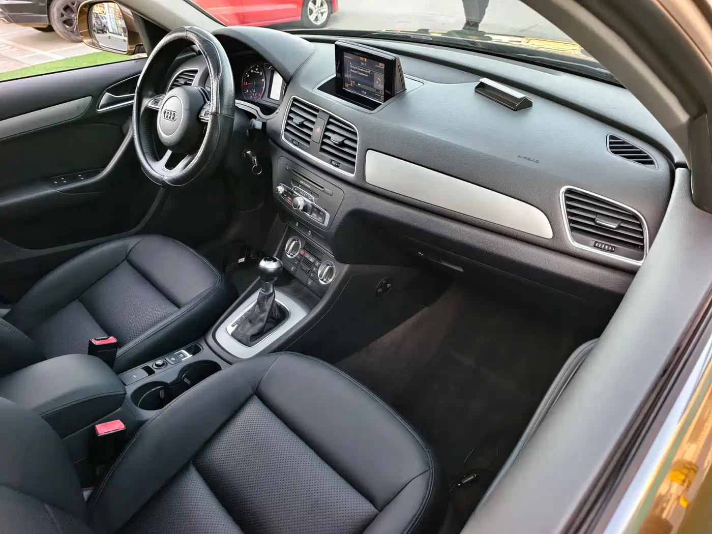 Audi Q3 2015 30 TFSI Progressive фото 18