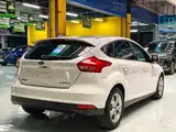 Фото 7 - Ford Focus