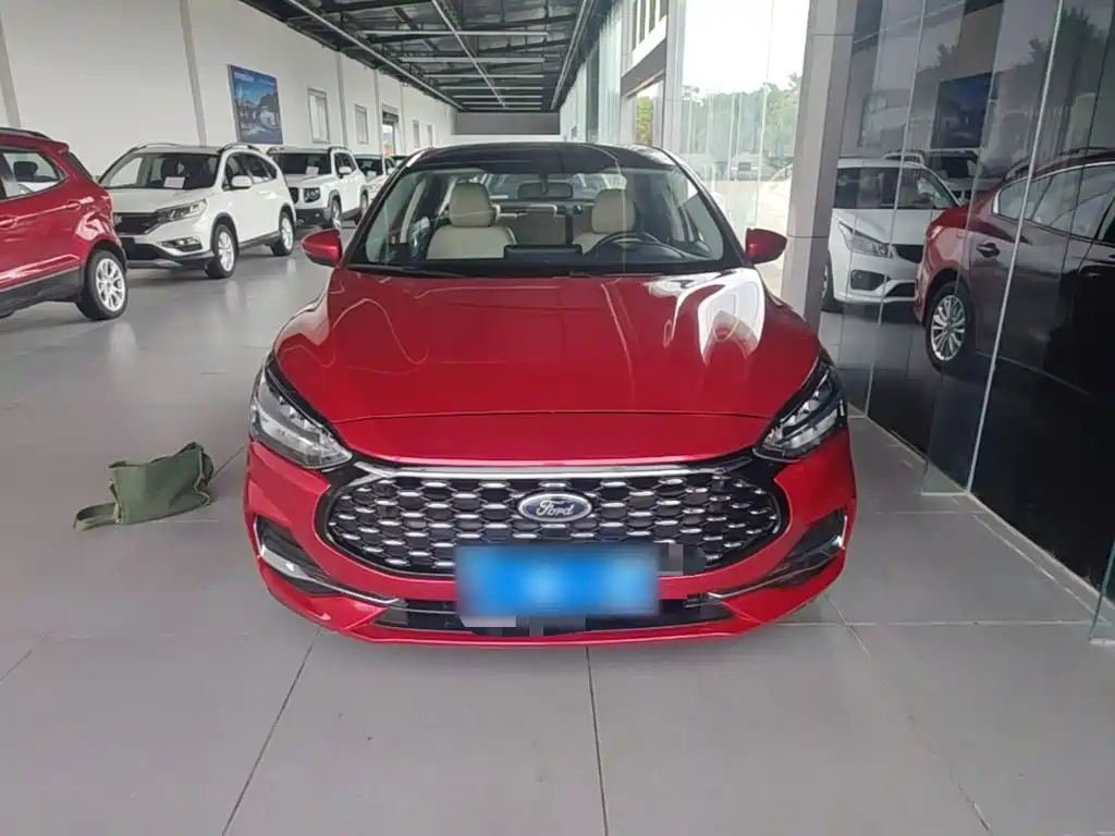 Фото 3 - Ford Focus