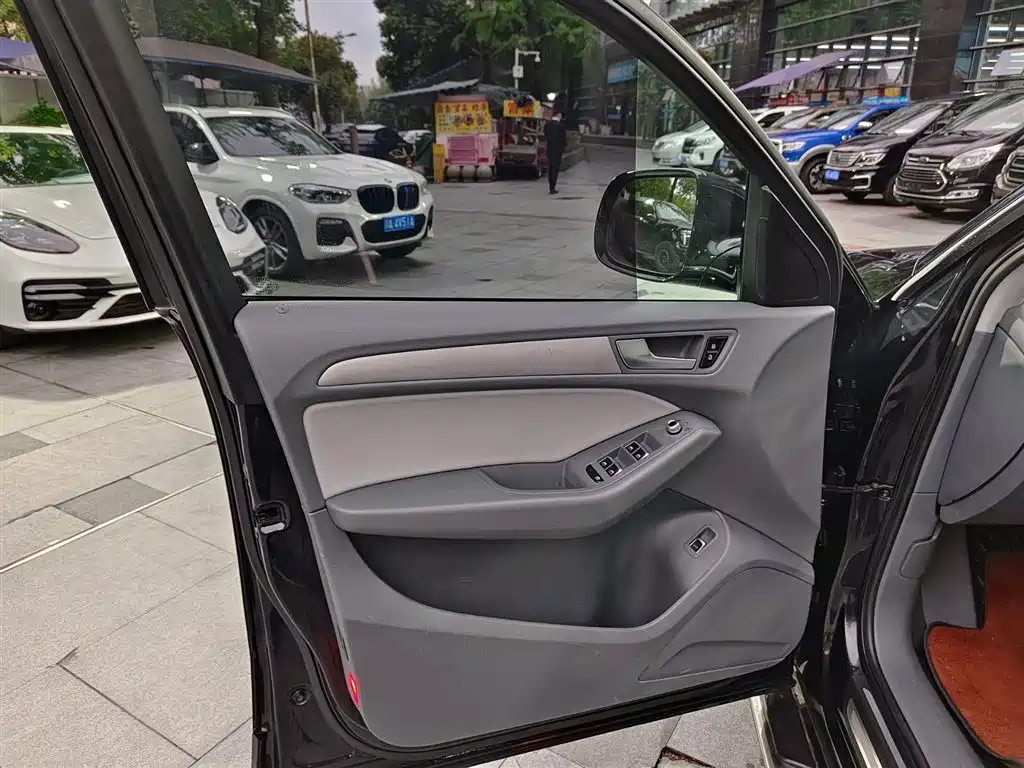 Audi Q5 2017 40 TFSI Progressive фото 6