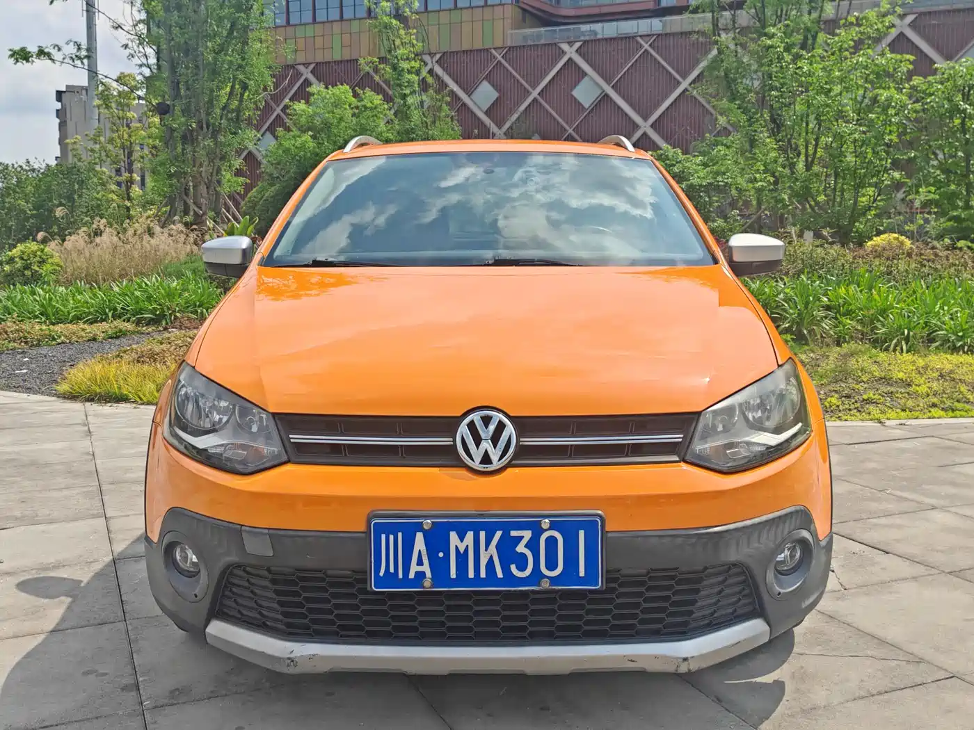 Volkswagen Polo 2012 1.6L Cross Polo AT фото 2