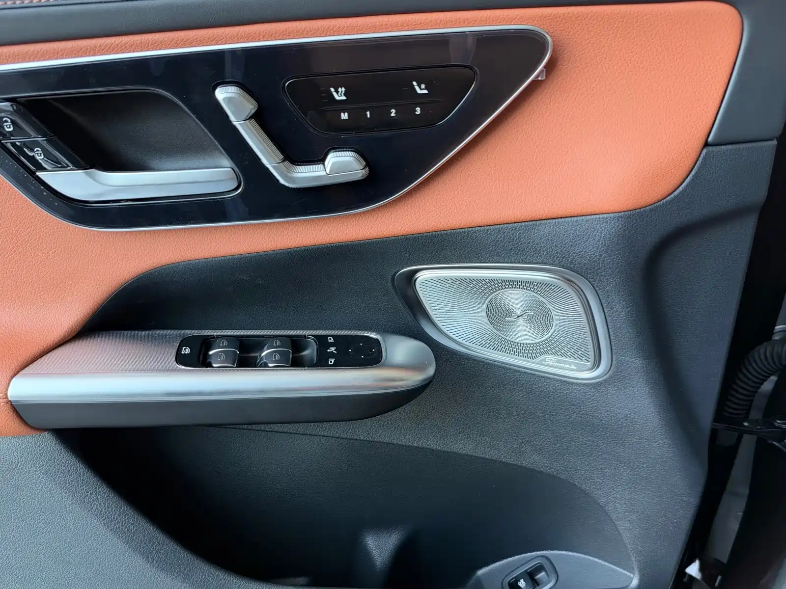 Фото 4 - Mercedes-Benz GLC