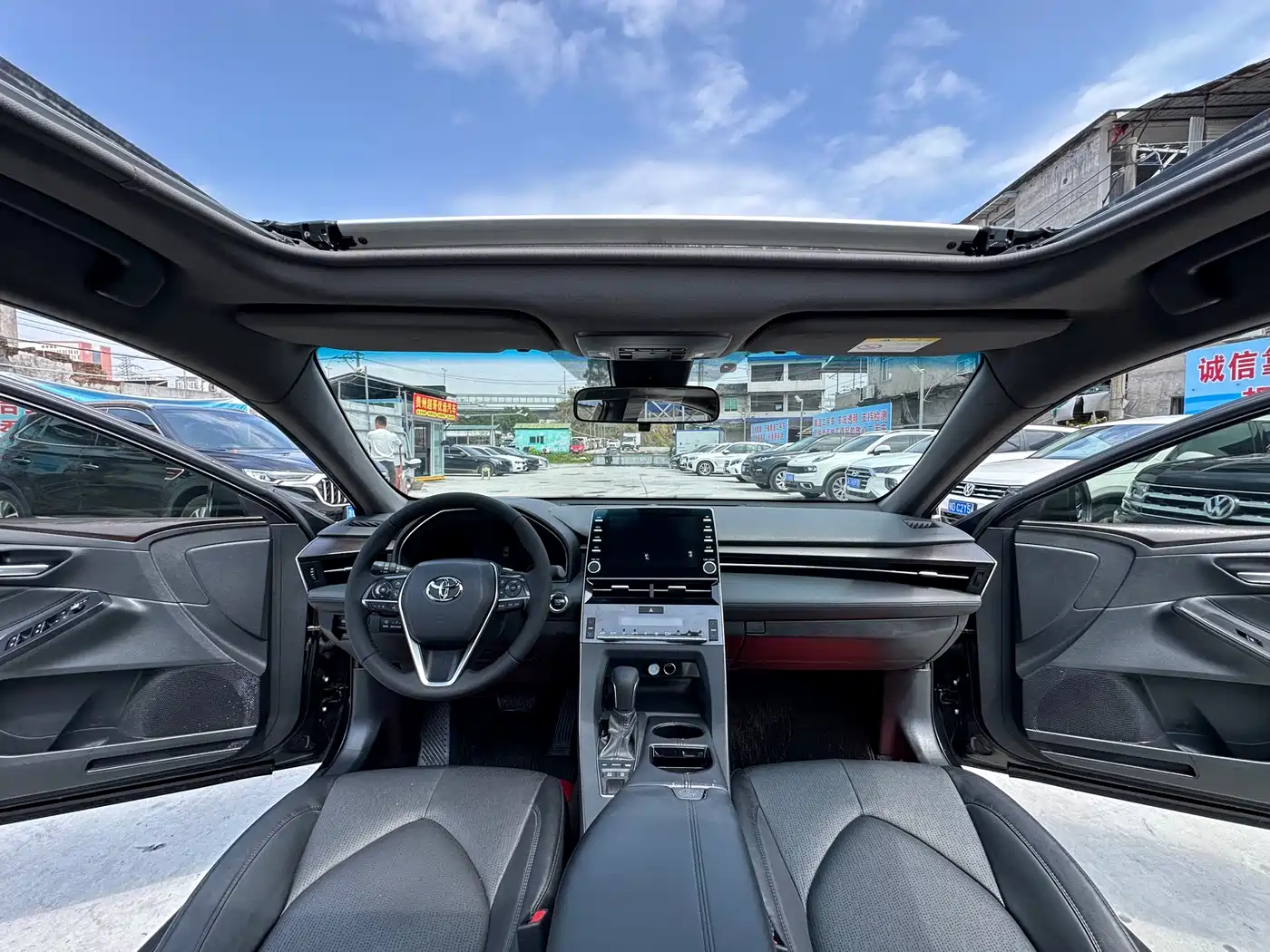 Toyota Avalon 2021 2.5L Luxury Edition фото 10