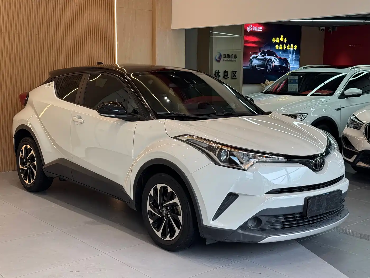Toyota IZOA 2020 2.0L Yi Xiang Edition фото 3