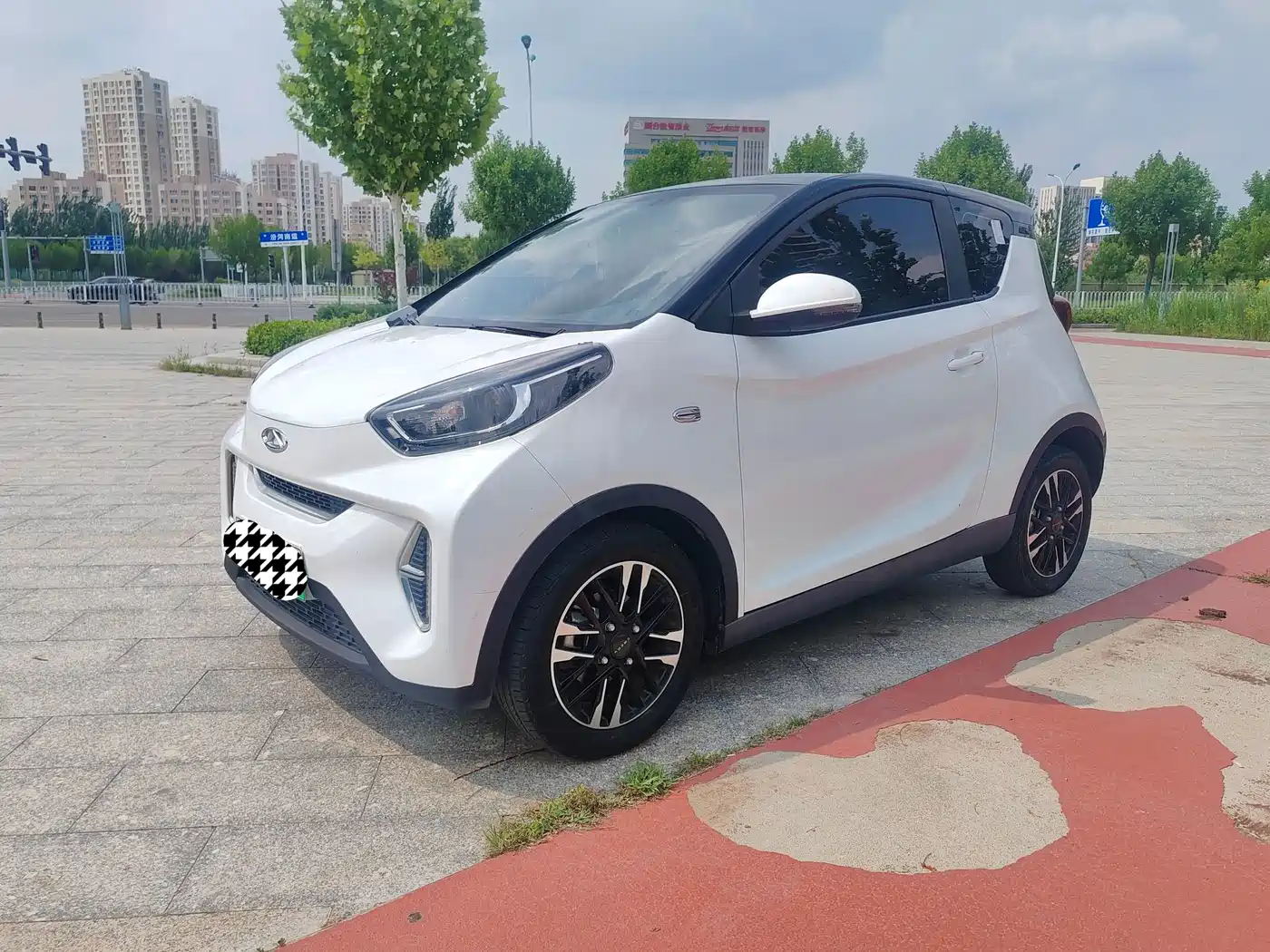 QQ New Energy Little Ant 2023 2022 Facelift Sweet Edition Full Sugar LFP 30.7kWh 30kW 301km