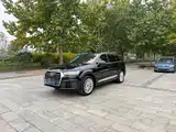 Photo 1 - Audi Q7