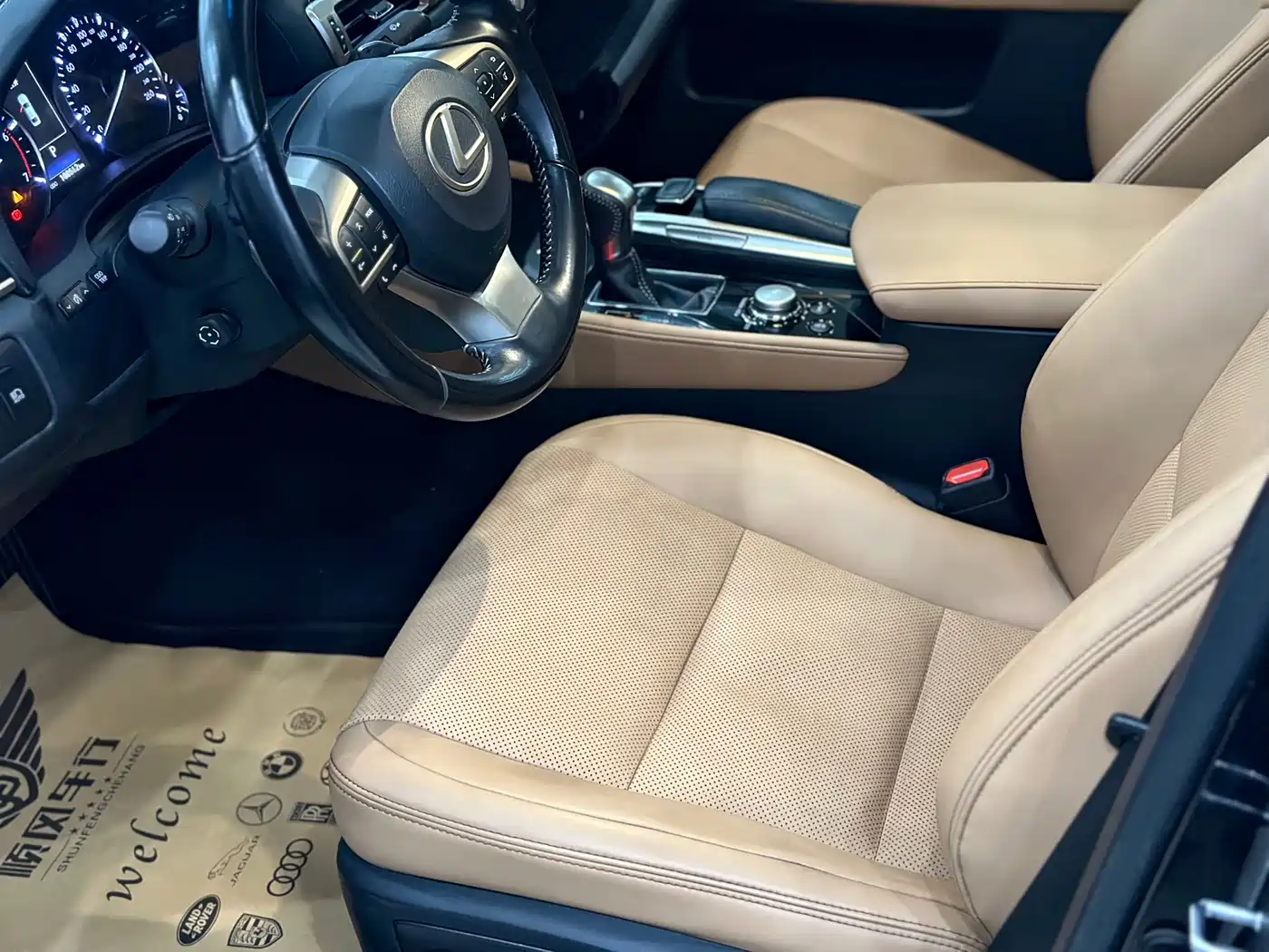 Lexus GS 2016 2016 200t Leading Edition