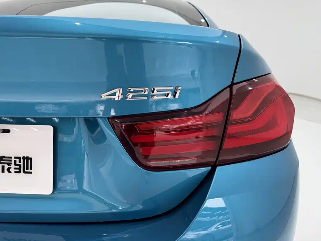 Фото 10 - BMW 4 Series