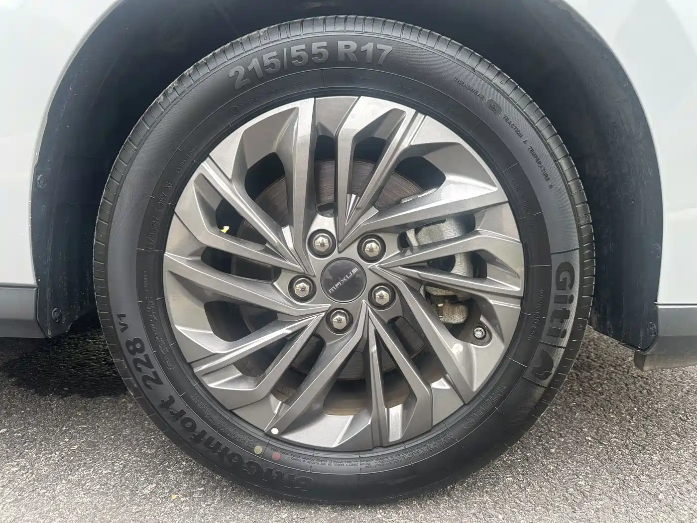 SAIC Maxus Maxus G50 2024 2024 PLUS 1.5T Happiness Recommended Auto Escort Edition