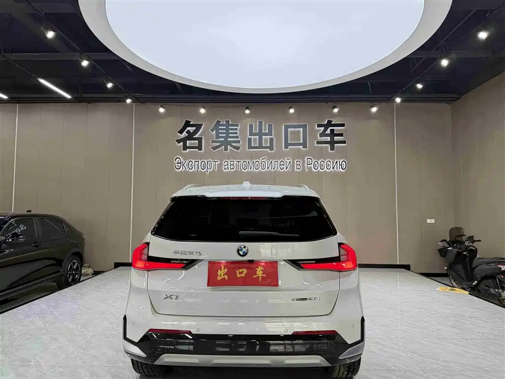BMW X1 2023 sDrive20Li X Design Package фото 5