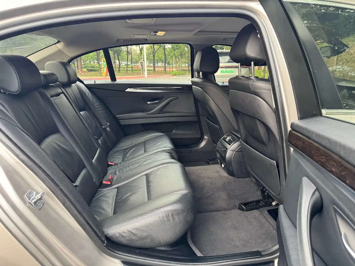 BMW 5 Series 2014 525Li Leading фото 17