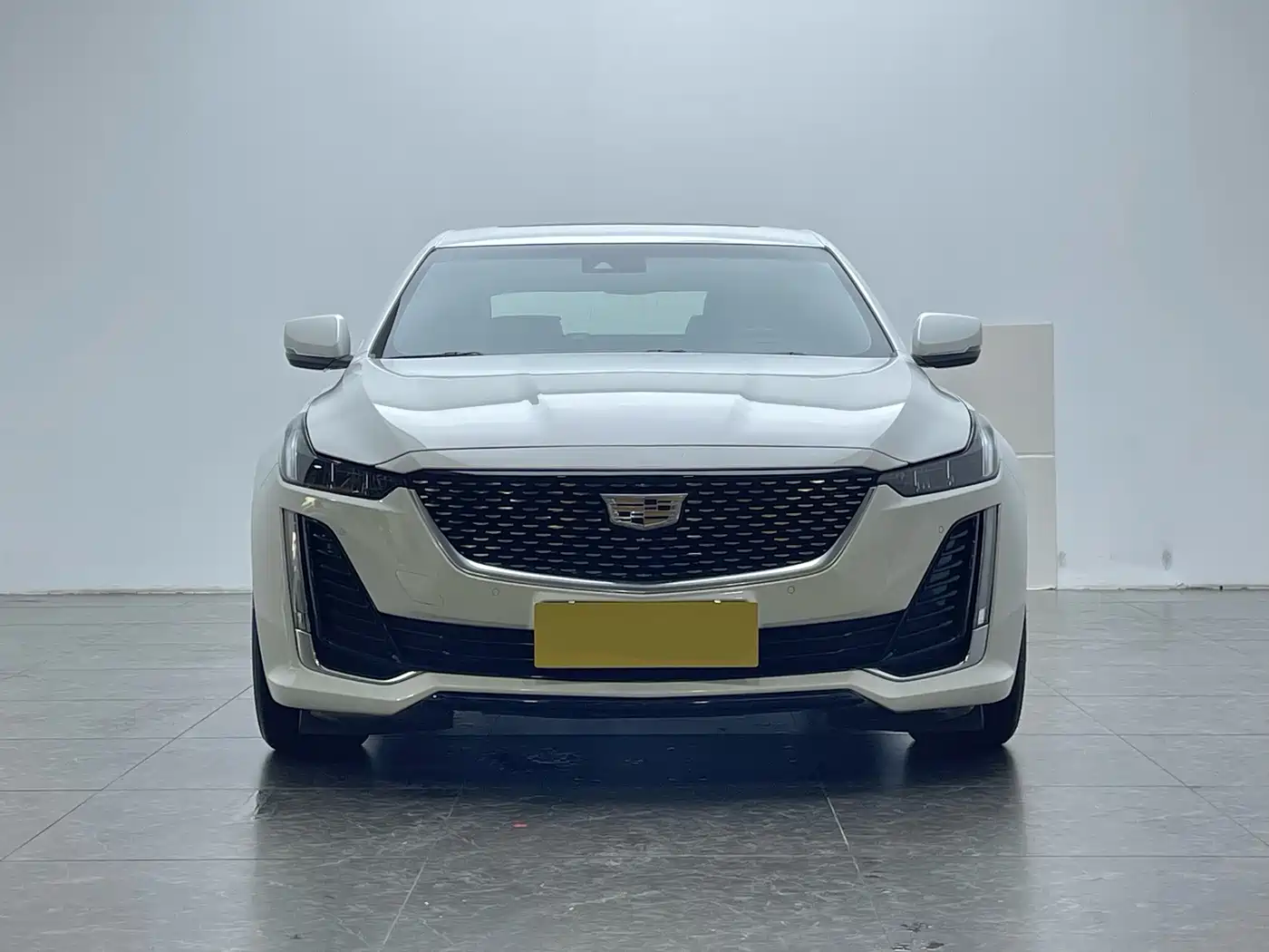 Фото 2 - Cadillac CT5