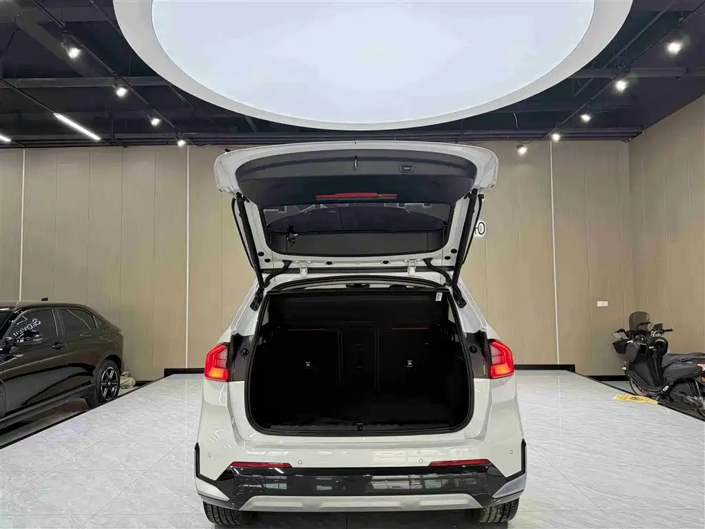 BMW X1 2023 sDrive20Li X Design Package фото 18