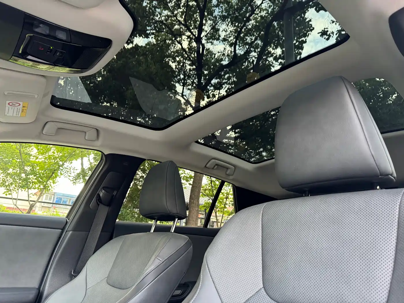 Lexus RZ 2023 2023 450e 4WD Deluxe