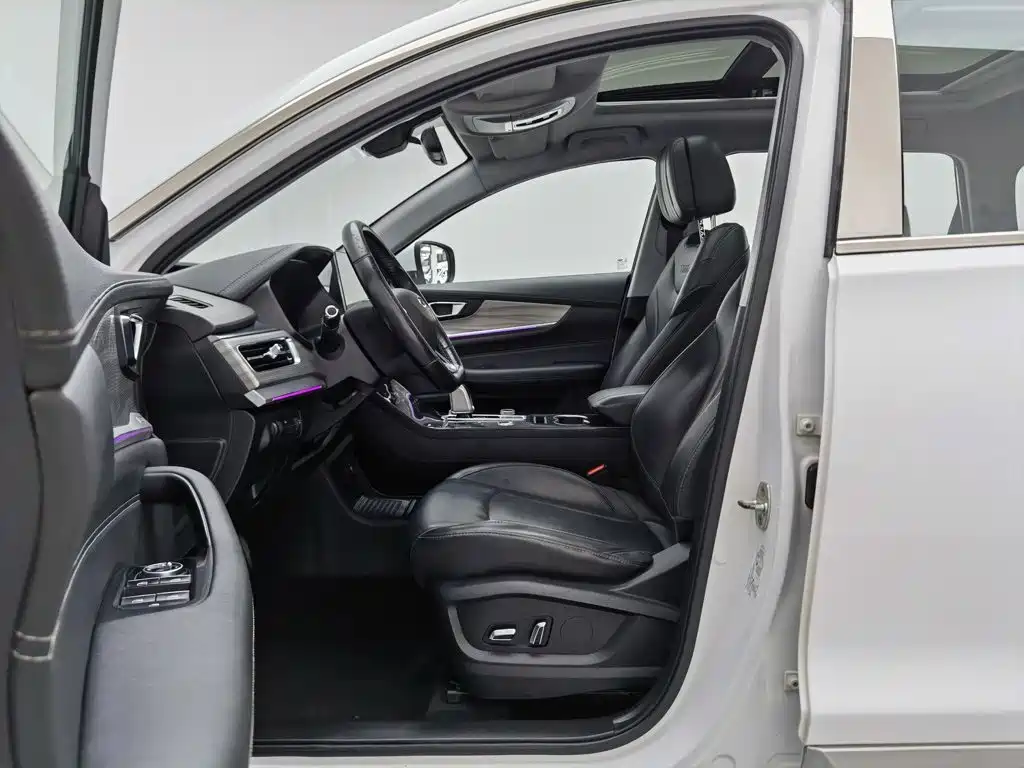 Photo 10 - Chery Tiggo 8