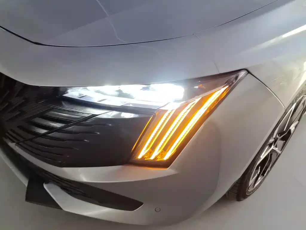 Photo 24 - Peugeot 508