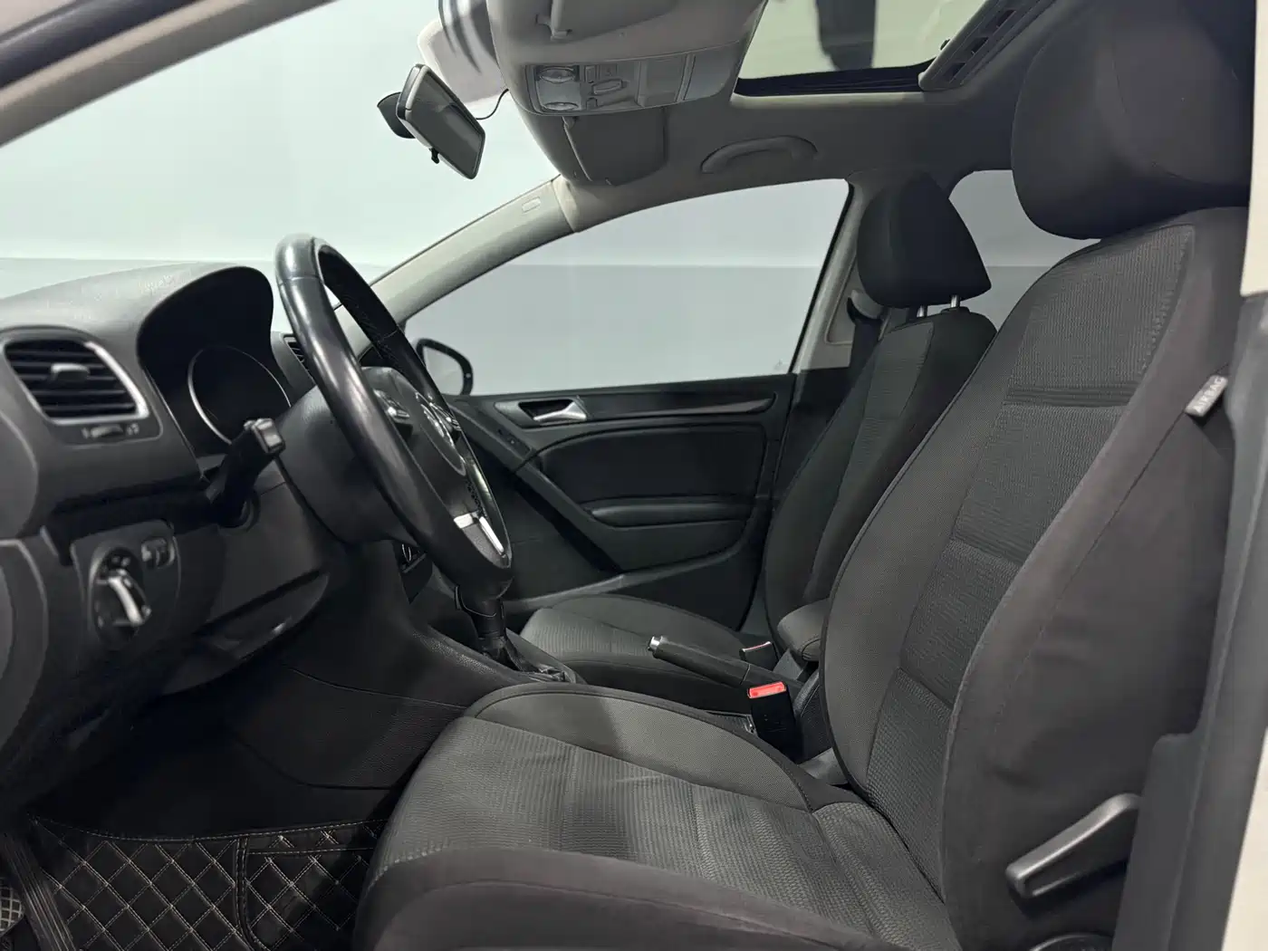 Volkswagen Golf 2012 1.4TSI Automatic Comfort фото 5