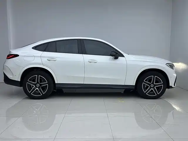 Mercedes-Benz GLC Coupe 2024 2024 GLC 260 4MATIC Coupe SUV