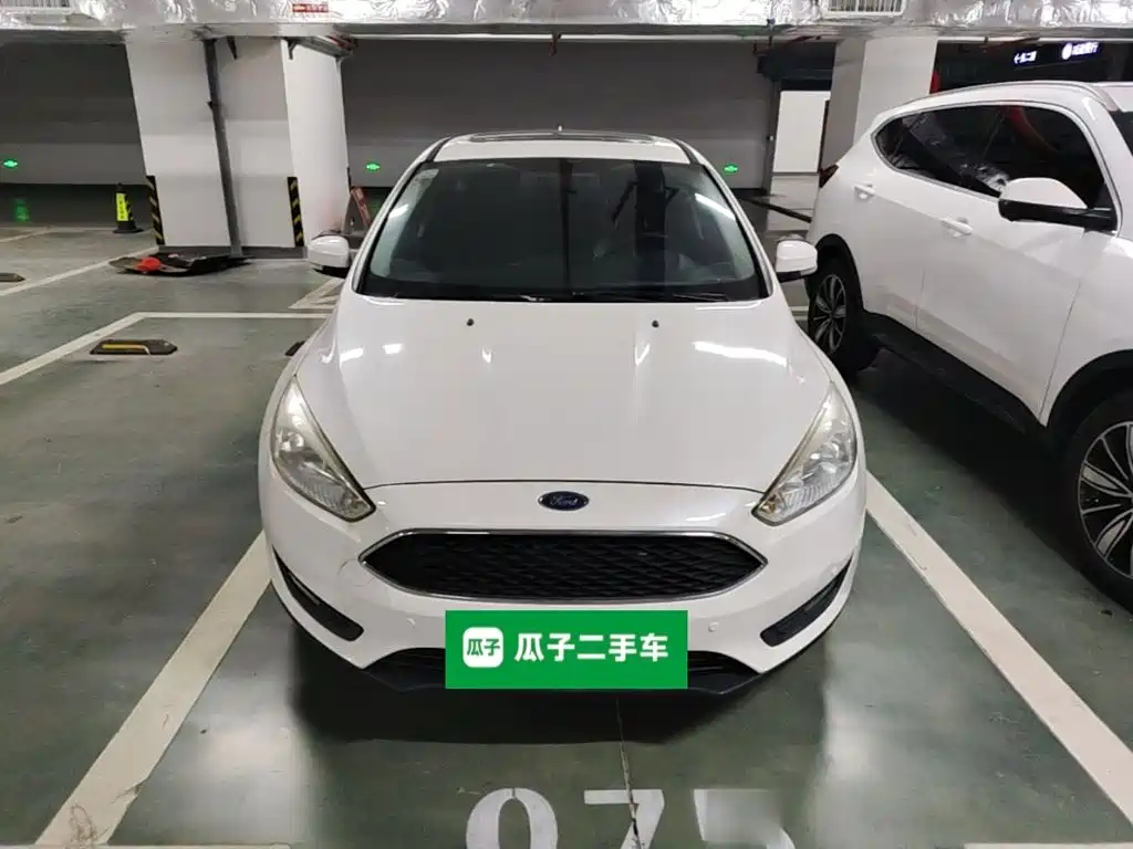 Фото 3 - Ford Focus