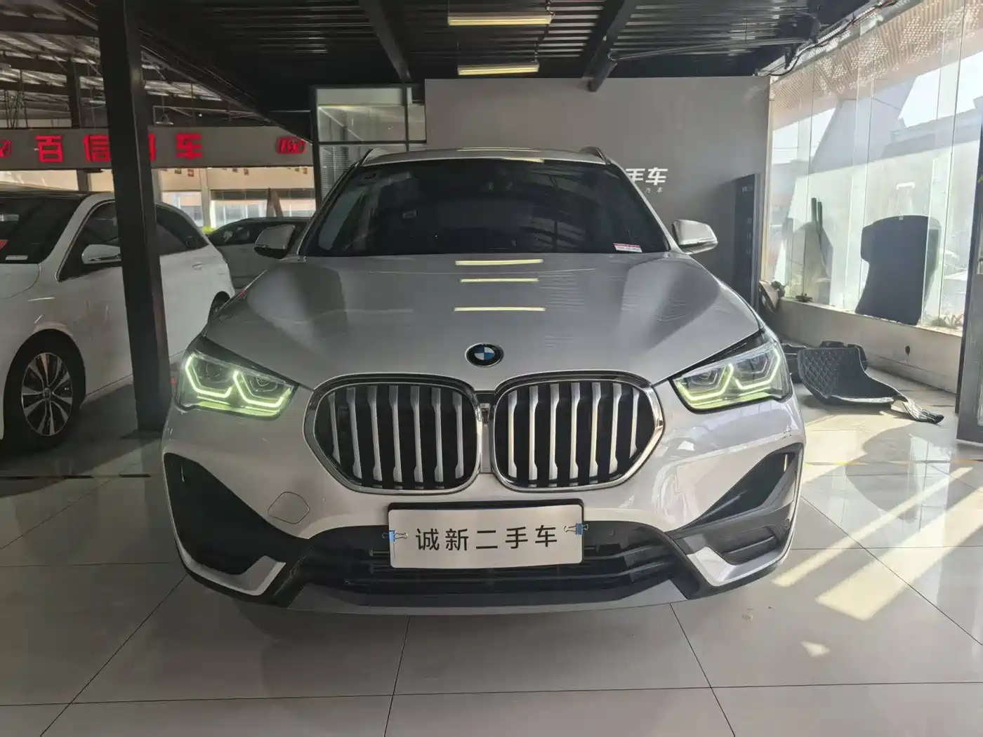 BMW X1 2021 sDrive25Li Leading