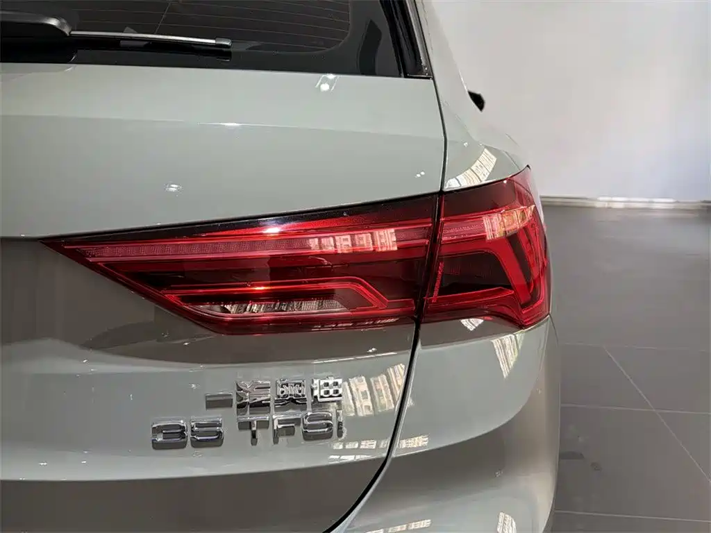 Audi Q3 2024 2024 35 TFSI Progressive Elegance