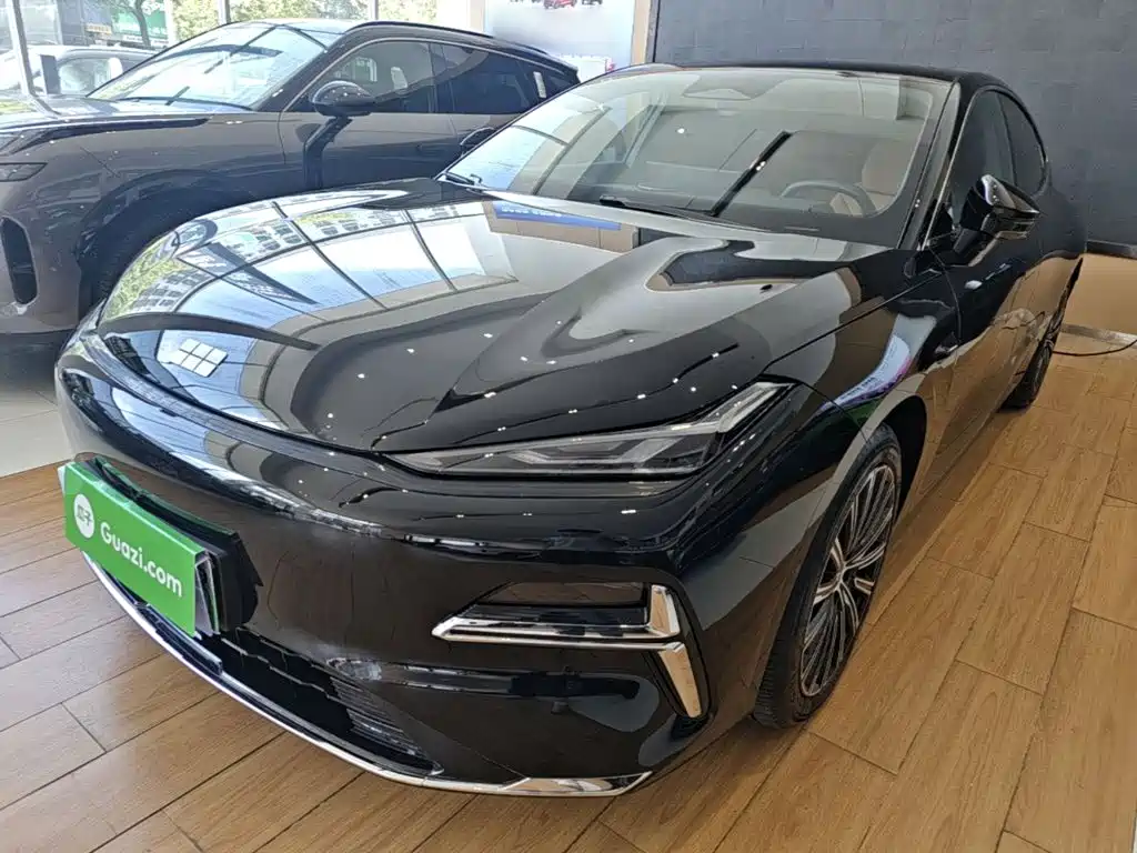 Geely Galaxy Galaxy Xingyao 8 2025