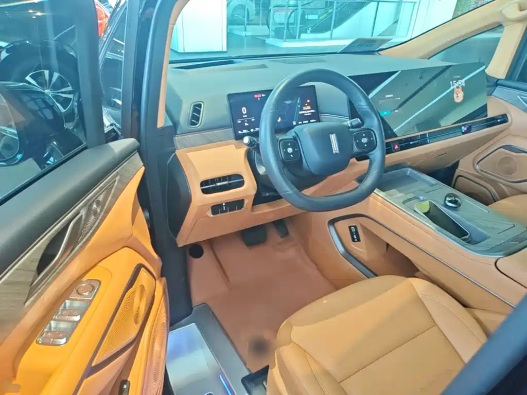 WEY Alpine 2025 2025 AWD Alpine 8