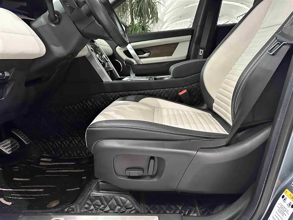 Land Rover Discovery Sport 2020 249PS R-Dynamic Performance фото 7