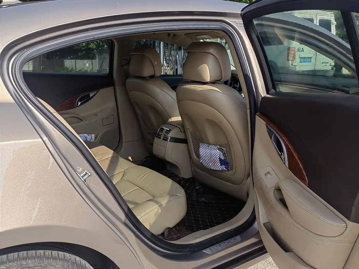 Buick LaCrosse 2012 2.4L SIDI Elegance Edition фото 7
