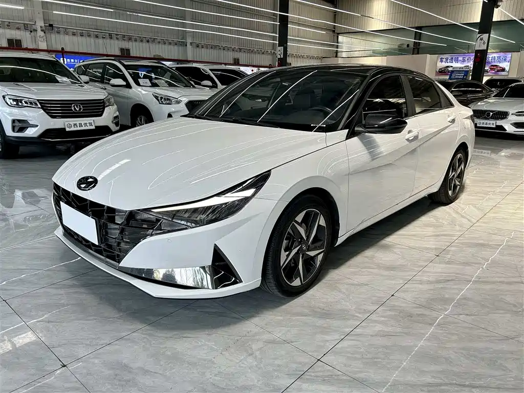 Hyundai Elantra 2023 Model 1.5L CVT LUX Premium Edition