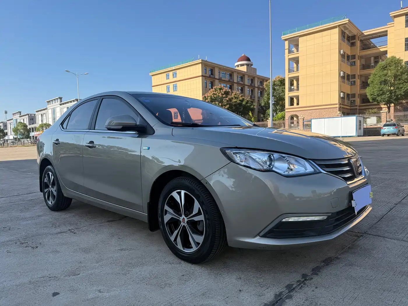 Roewe 360 2017 2017 1.5L Auto Luxury Edition