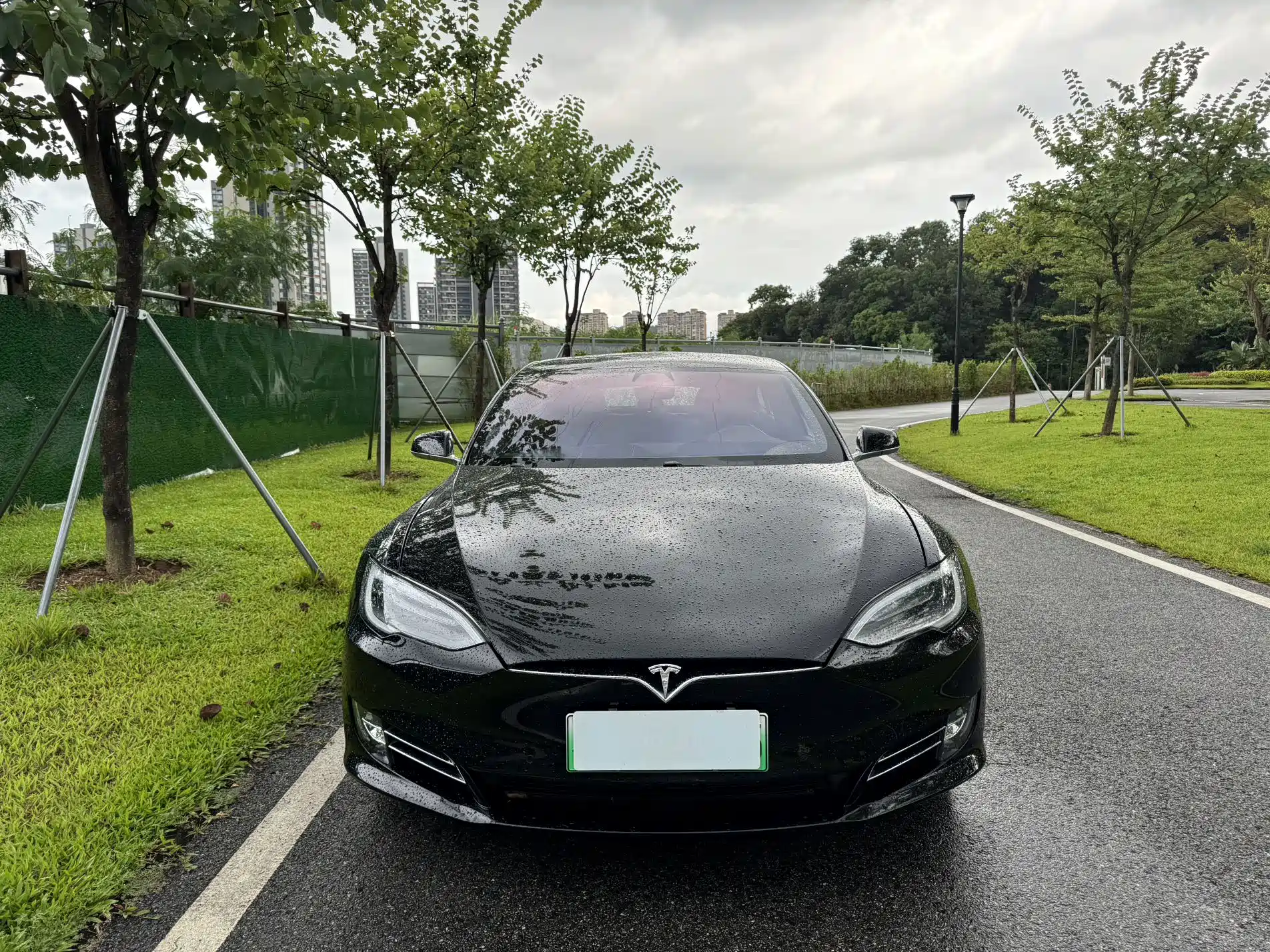 Photo 2 - Tesla Model S
