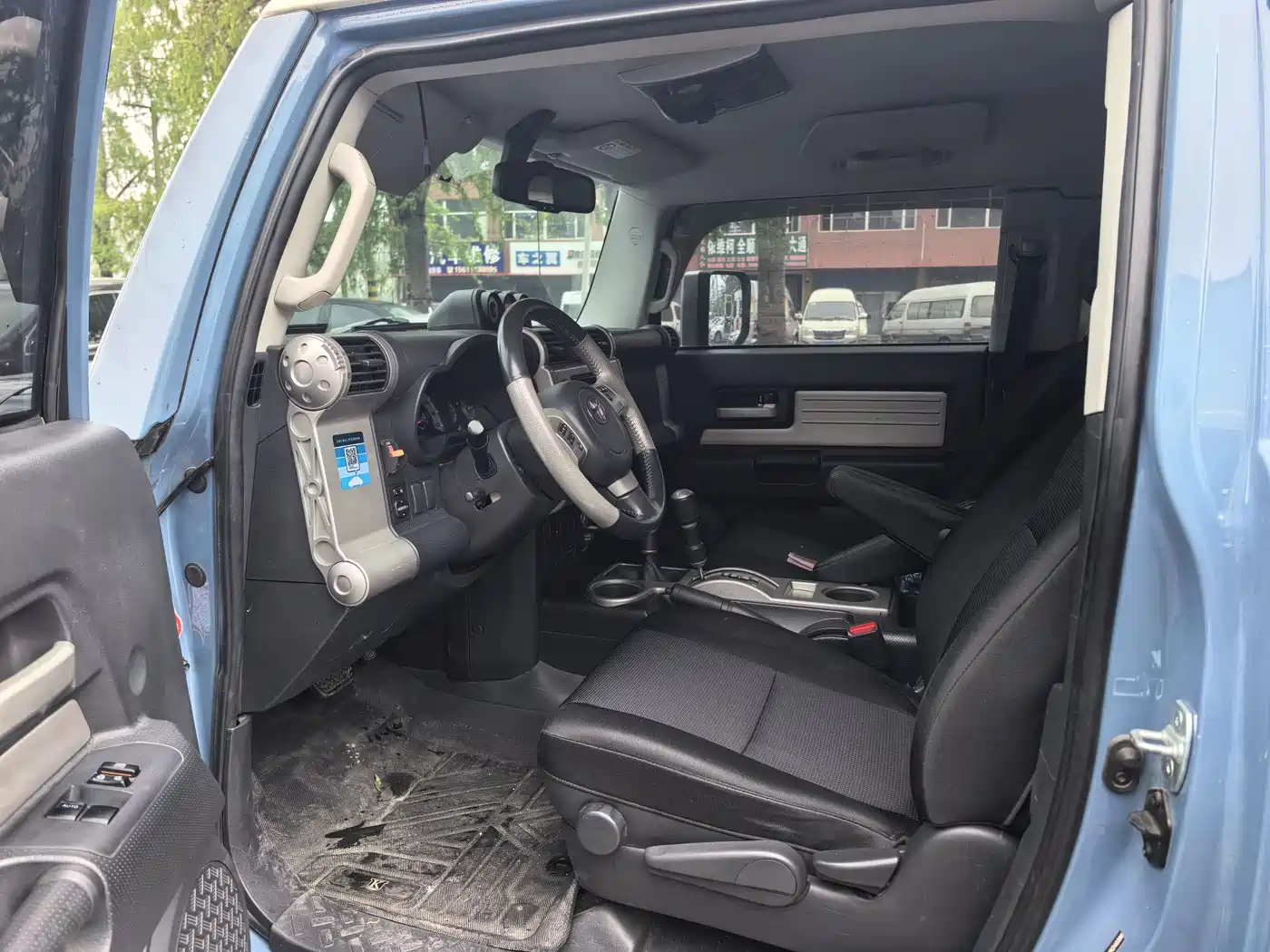 Toyota FJ Cruiser фото 7