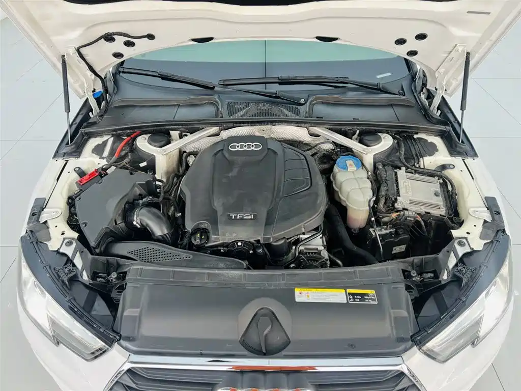 Audi A4L 2017 40 TFSI Progressive фото 15