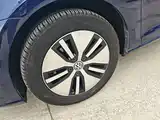 Фото 23 - Volkswagen Golf New Energy(Imported)