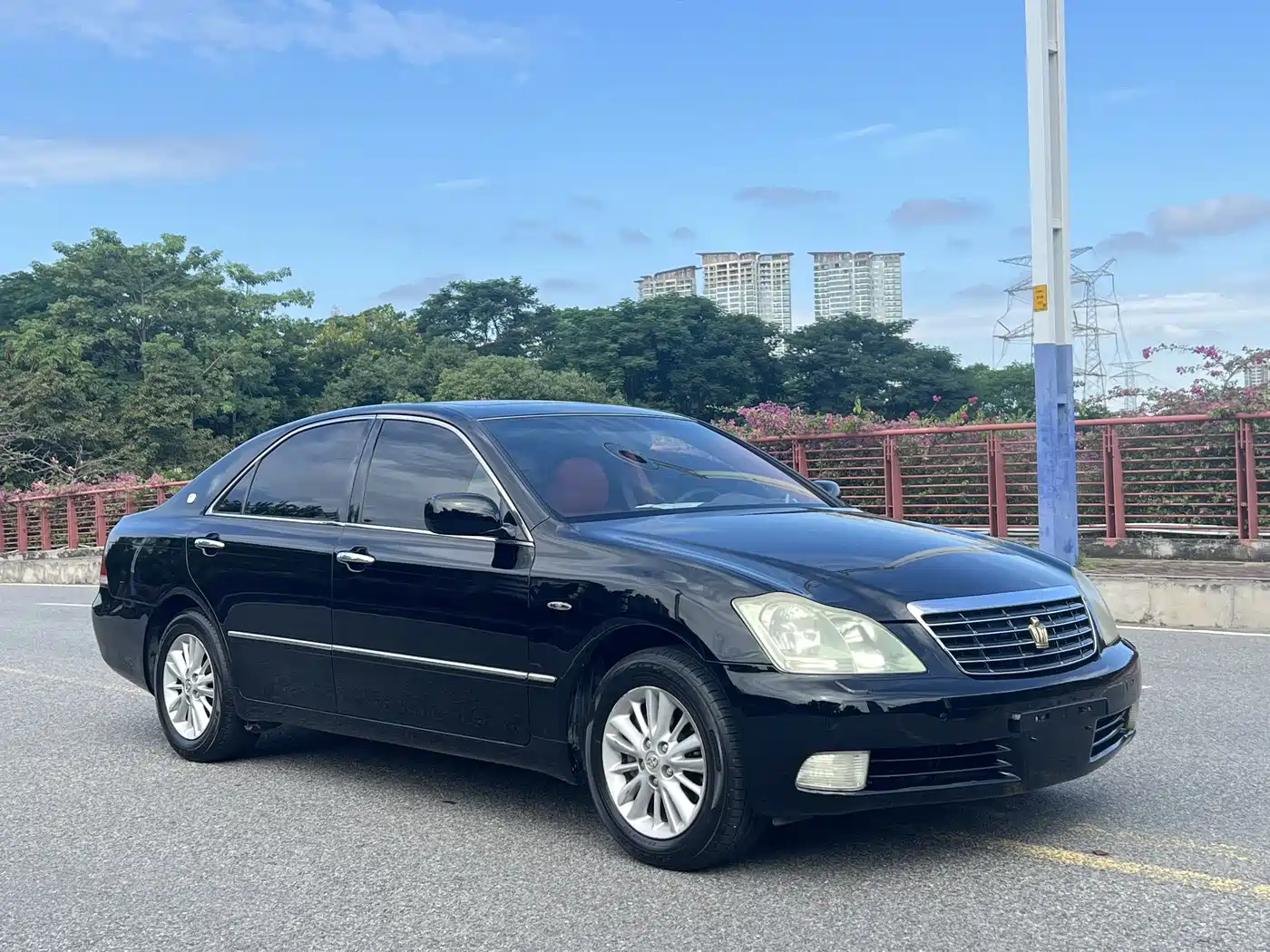 Toyota Crown 2008 2.5L 5th Anniversary Edition фото 3