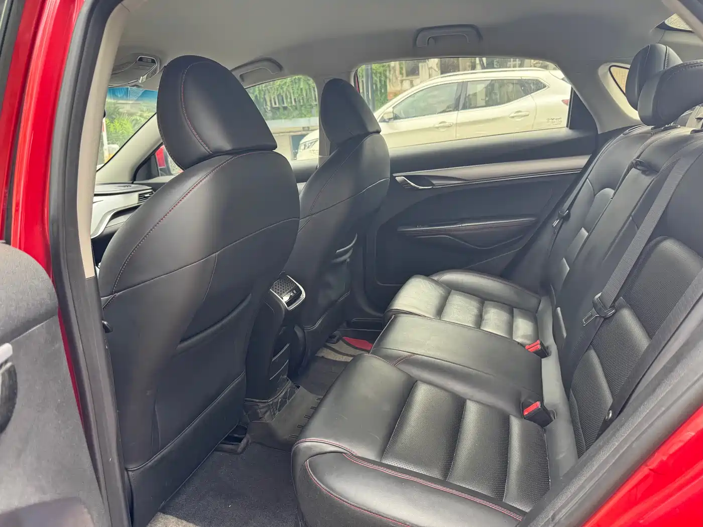 Photo 6 - Geely Binrui