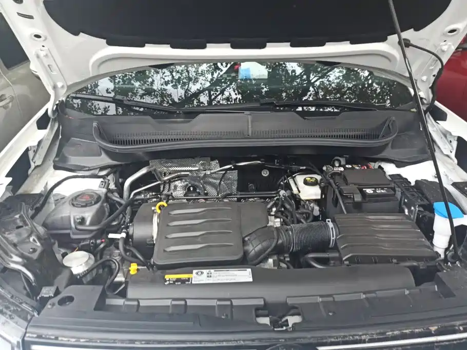 Photo 10 - Volkswagen Tharu