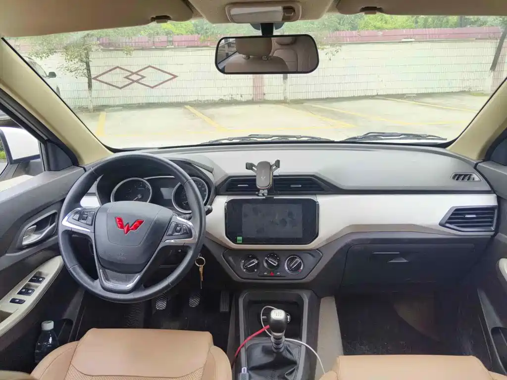 Wuling Motors Wuling Hongguang 2024 2021 1.5L S Comfort LAR