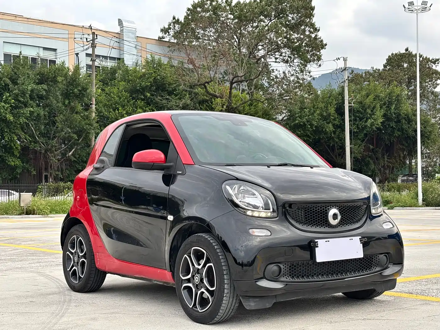 smart fortwo 2019 2019 0.9T 66kW Hardtop Dynamic Edition China VI