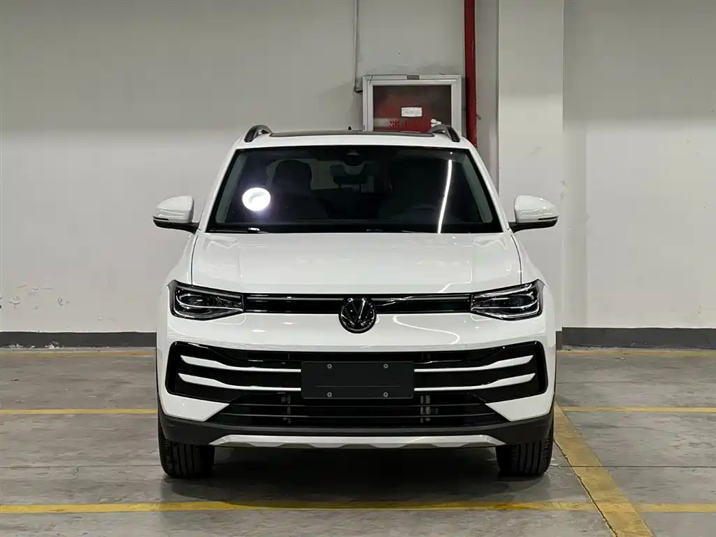 Volkswagen Tharu 2026 New Sharp 1.5L Aspiration Edition фото 2