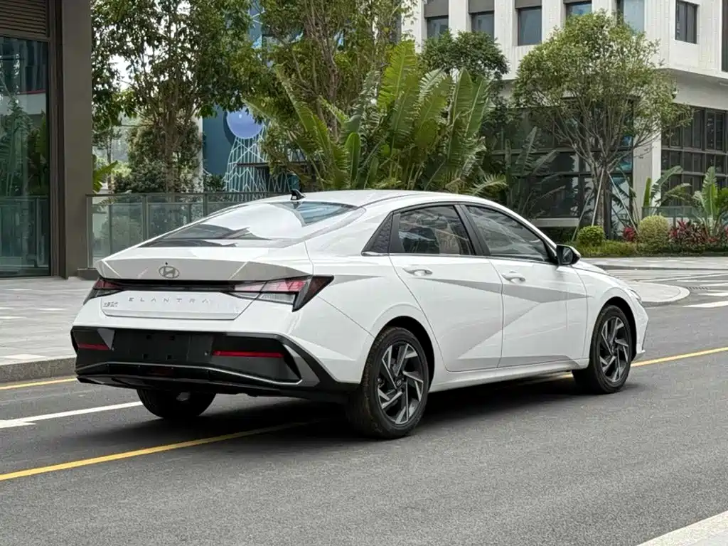Hyundai Elantra 2026 2023 1.5L CVT GLX Elite Edition