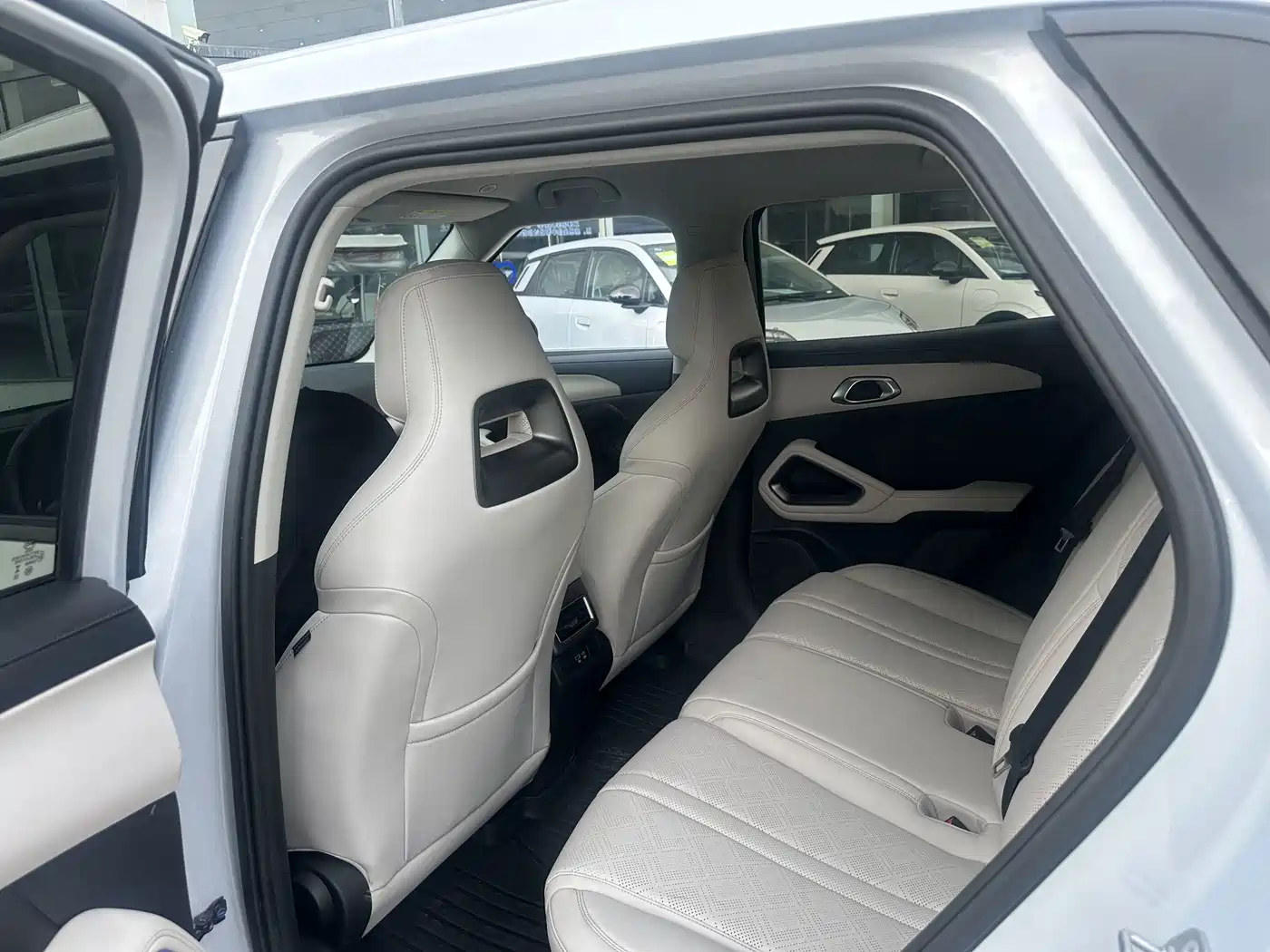 BYD Yuan UP 2026 2025 Model 301KM Navigator
