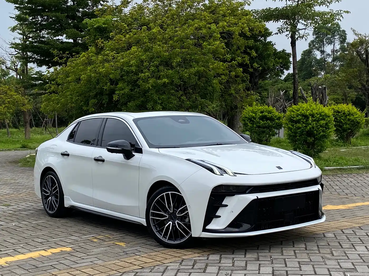LYNK 03