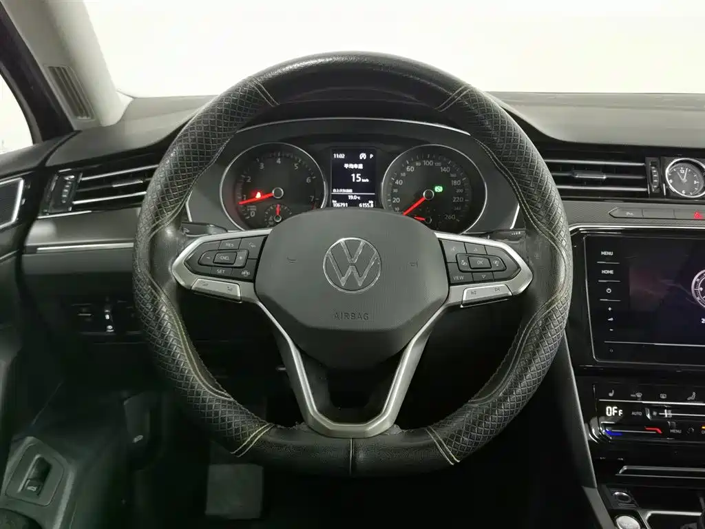 Volkswagen Magotan 2020 330TSI DSG Leading фото 11