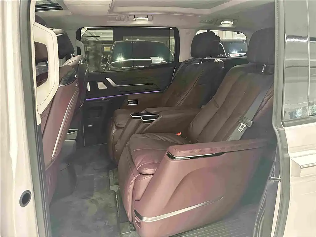 Buick Century 2026 2025 2.0T 7-Seater World Edition