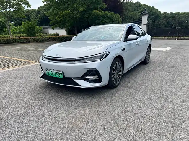 Geely Galaxy A7 2025 EM-i