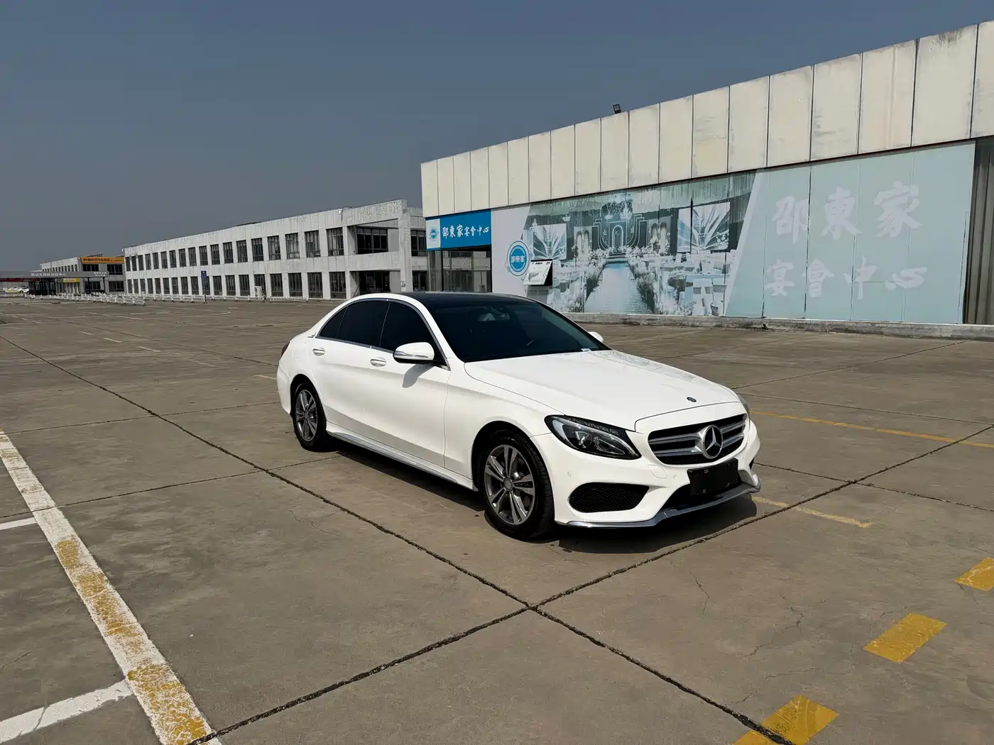 Mercedes-Benz C-Class 2016 C 200 L Sport фото 3