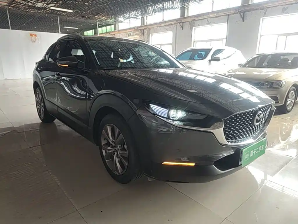 Photo 4 - Mazda CX-30